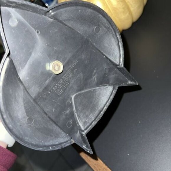 Counselor Deanna Troi Star Trek The Next Generation 1994 Enesco Figure NEW - Picture 7 of 7